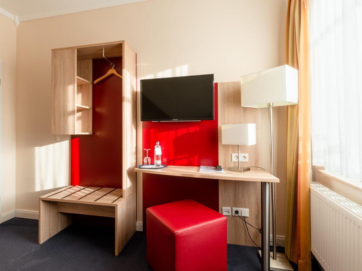 Nordsee-Hotel Hinrichsen Хузум Экстерьер фото