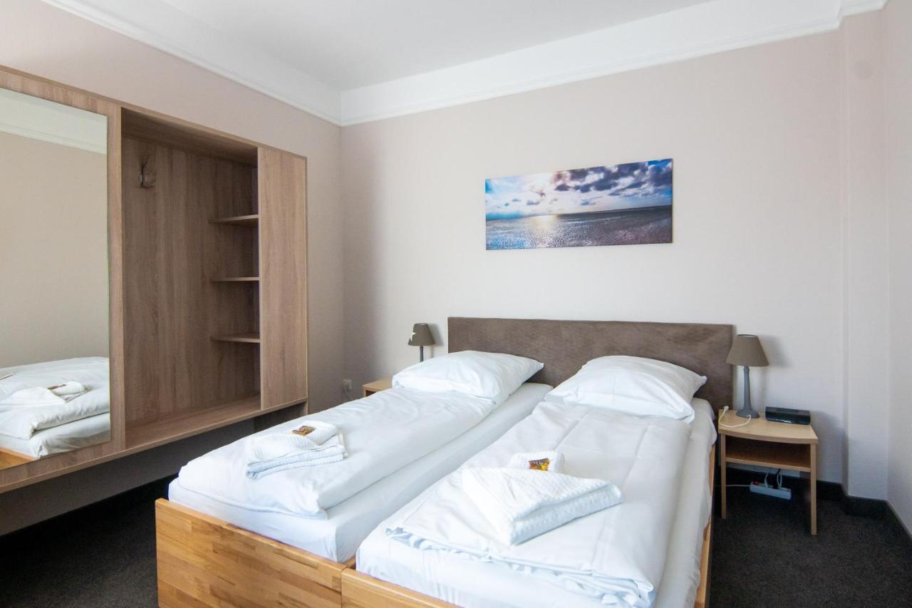 Nordsee-Hotel Hinrichsen Хузум Экстерьер фото