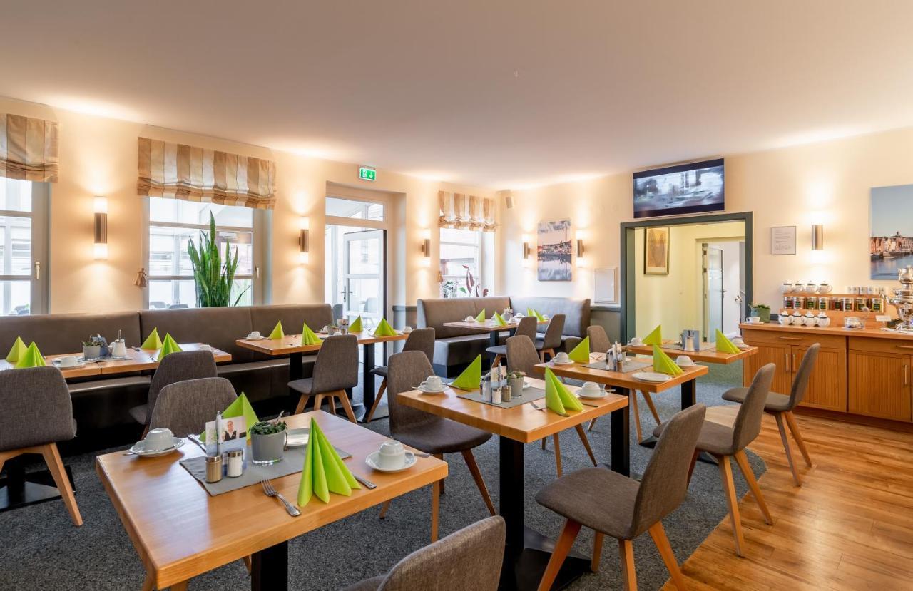 Nordsee-Hotel Hinrichsen Хузум Экстерьер фото